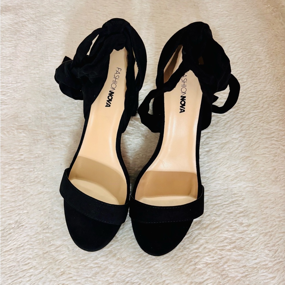 Fashion Nova Black High Heel Sandals – Used Once – Excellent Condition - 8.5